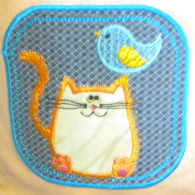 Le chat et l'oiseau, 3  motifs pour écussons brodés