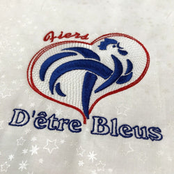 Fiers d'être Bleus, motif broderie machine